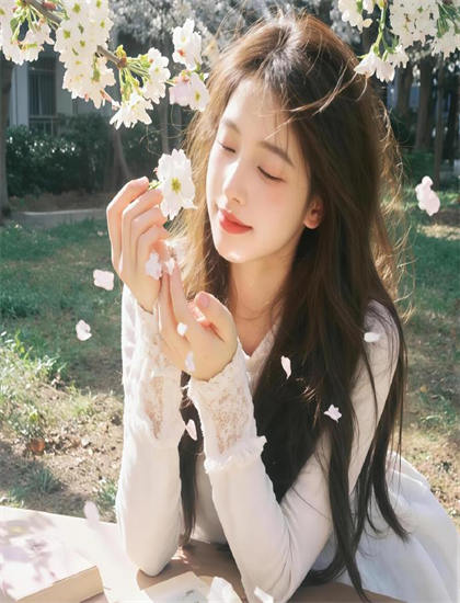 美术设计：《致命目击者》的叙事技巧与导演风格——解析艺术成就的历史地位